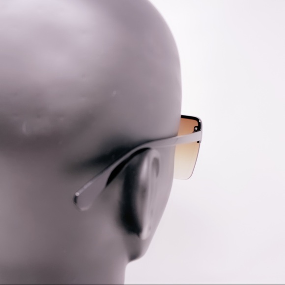 Brown Oversized Sunglasses - Picture 6 of 8